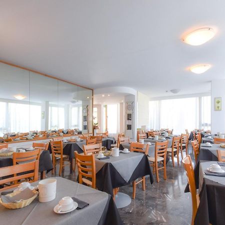 Hotel Janeiro 카오를레 외부 사진