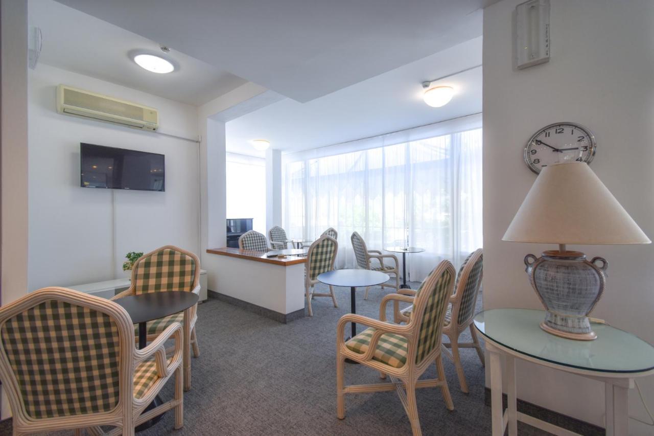 Hotel Janeiro 카오를레 외부 사진